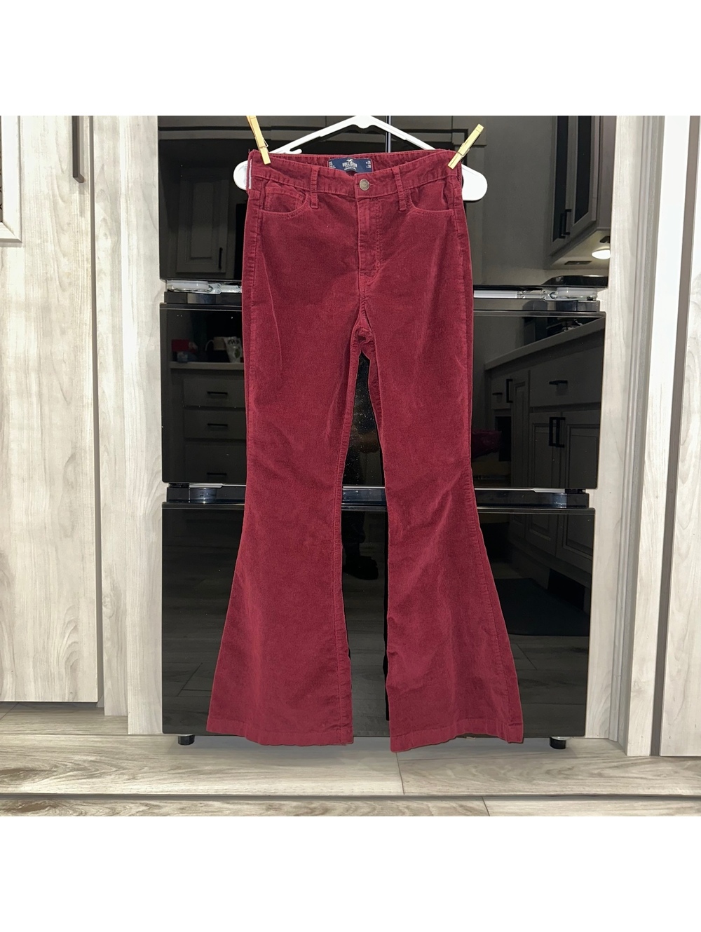 Hollister Women's High-Rise Flare Corduroy Pants Size 3S W26 L30 Burgundy